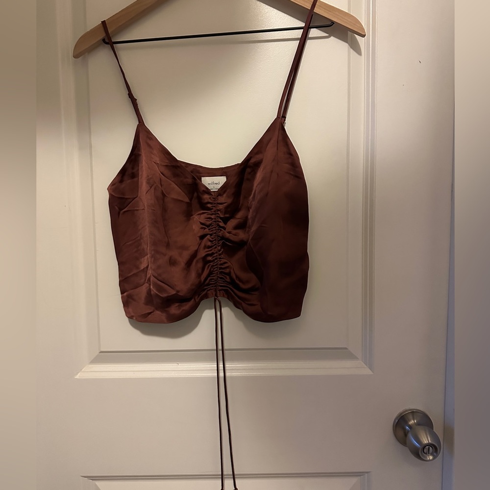 Aritzia Wilfred Crop Top